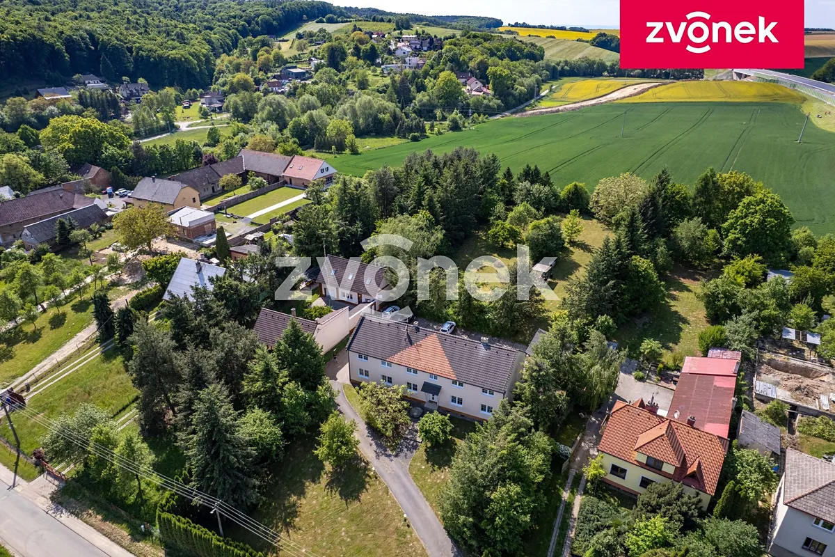 Prodej komerčního pozemku 4200 m²
